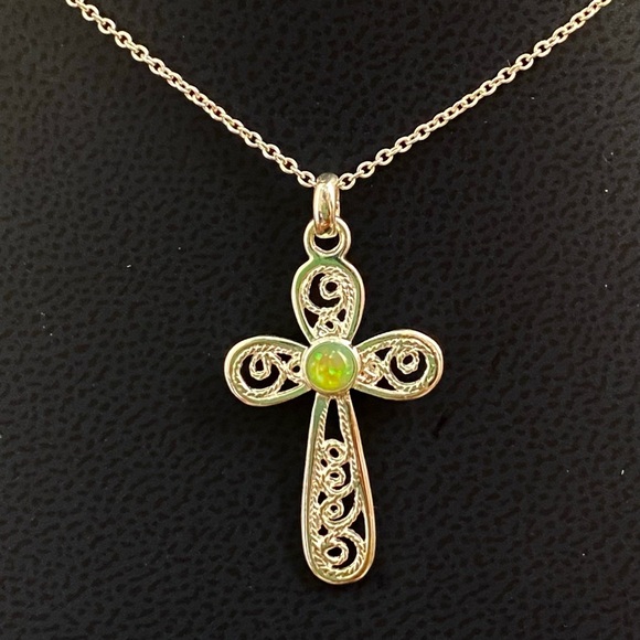 Sterling Silver 925 Signed Green Opal Cross Pendant 18” Necklace 3g. - Picture 5 of 16